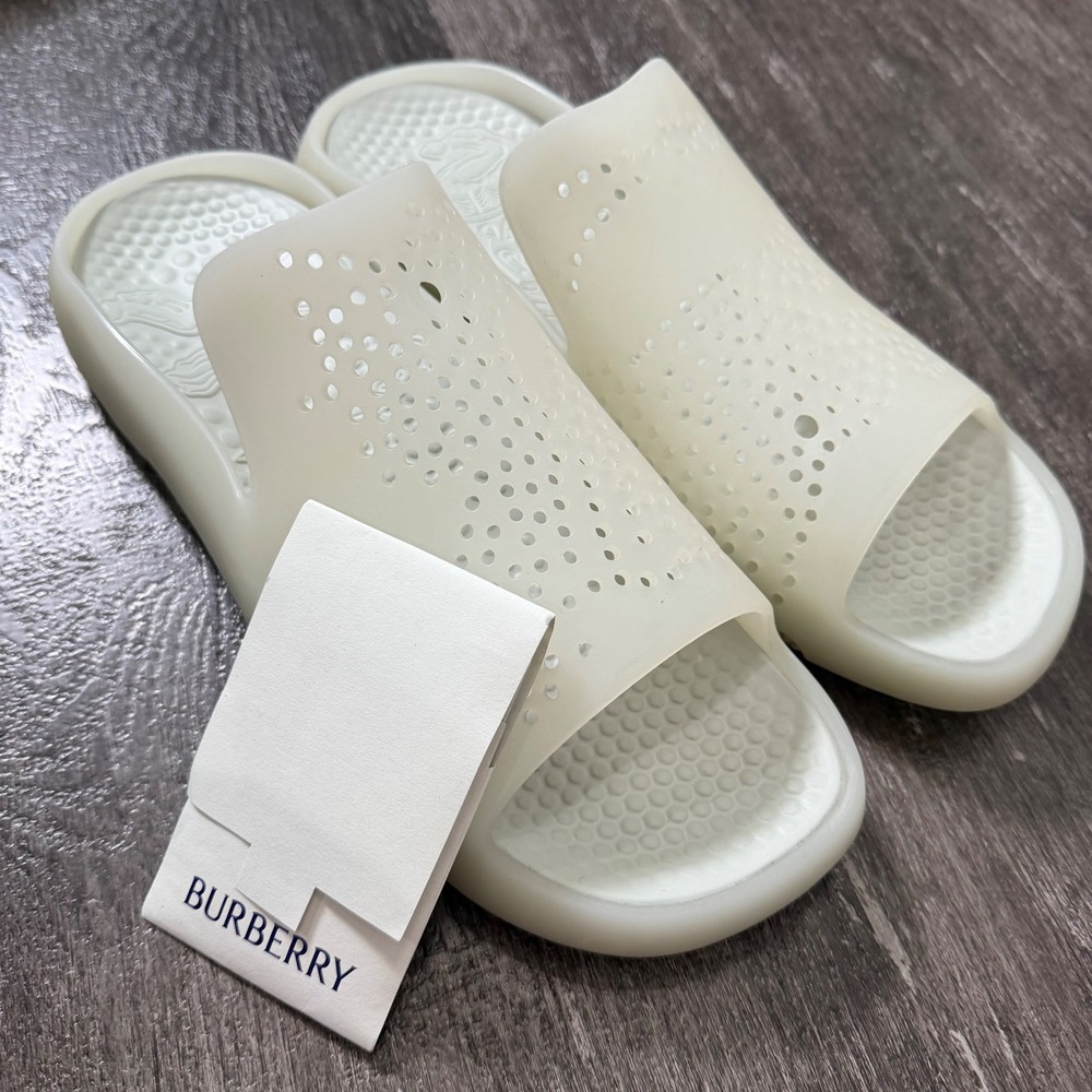 Burberry Stingray Slides Men Size 14 EU 47 Pebble White Perforated Rubber Logo